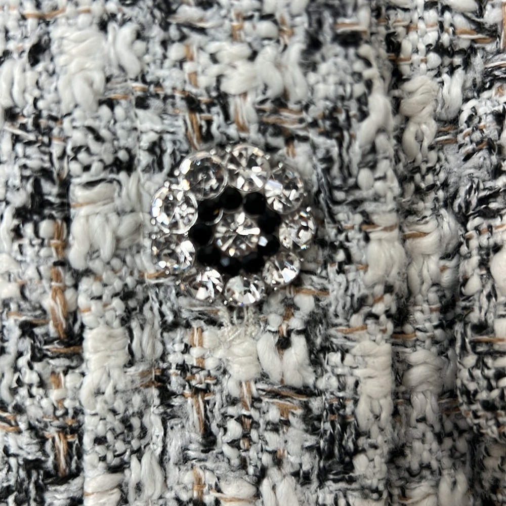 H&M Textured Waved Vest - Picture 6 of 11
